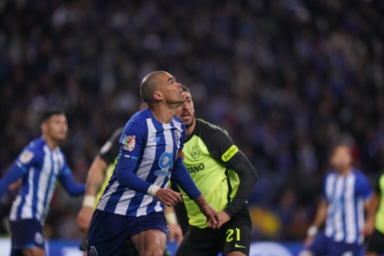 Porto vence clássico contra o Sporting e garante vaga na final da Taça de Portugal