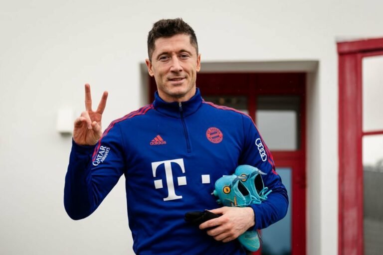 Lewandowski é oferecido ao Barcelona e ao PSG