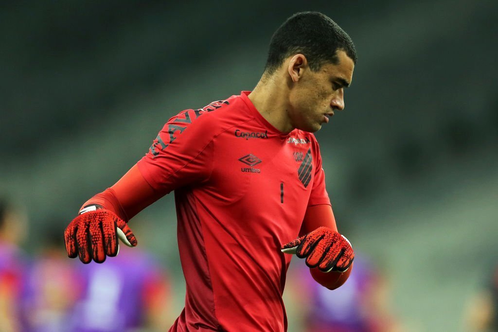 Santos aceita redução salarial para jogar no Flamengo, diz jornalista