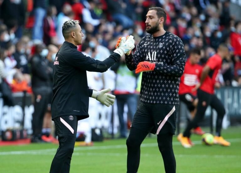 Navas critica revezamento com Donnarumma no PSG: “Tem que mudar”