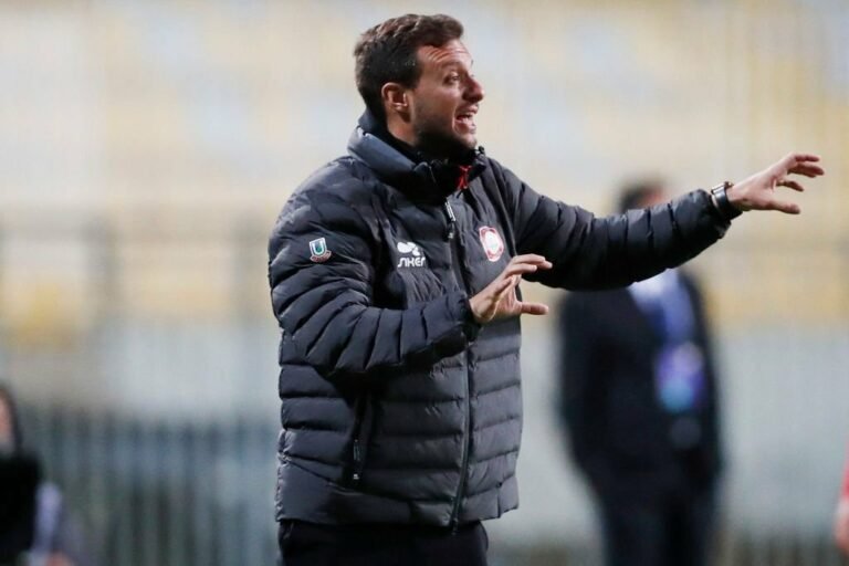 Unión La Calera demite técnico antes de enfrentar o Santos na Sul-Americana