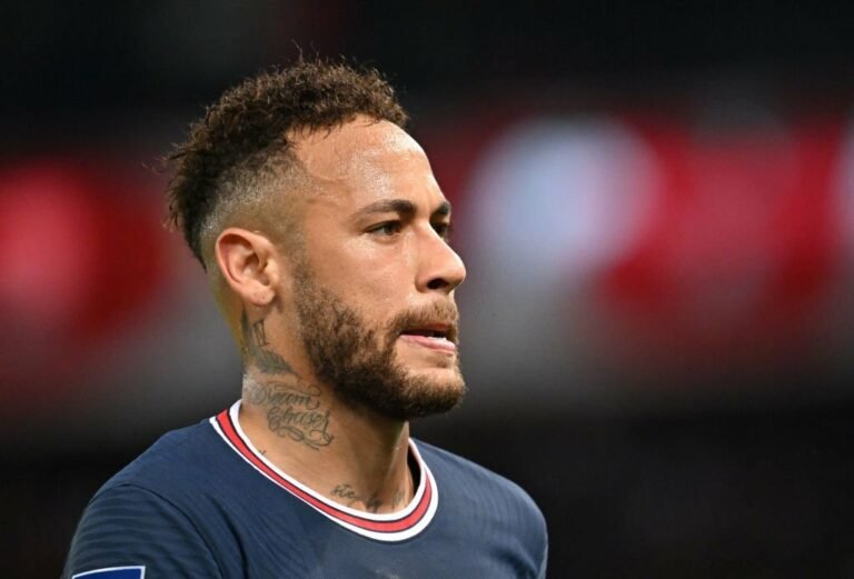 PSG define preço para vender Neymar, diz TV