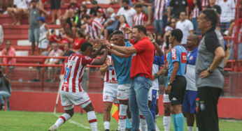 Náutico volta a vencer e deixa a zona de rebaixamento da Série B