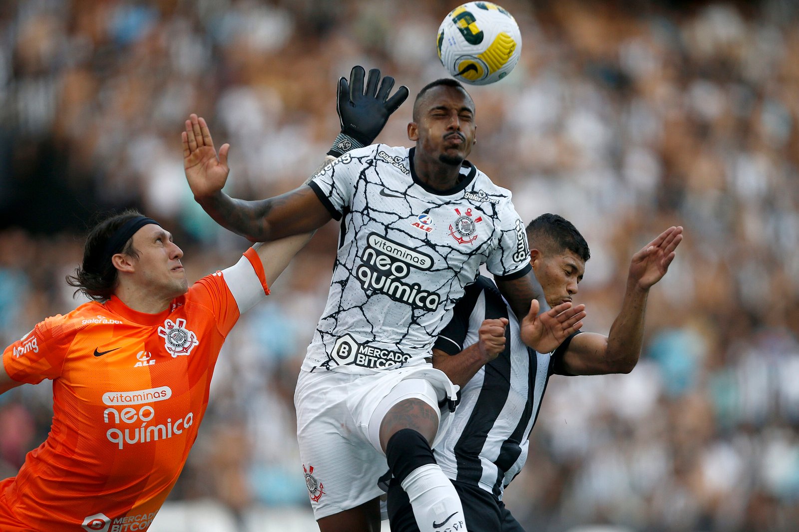 Após derrota, alternativa de Raul Gustavo, do Corinthians, é secar Palmeiras e Atlético-MG