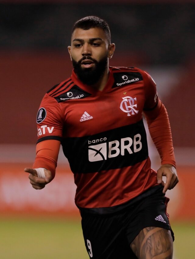 cropped-gabigol-atacante-do-flamengo-comemora-gol-contra-a-ldu-1620176287254_v2_1x1-scaled-1.jpg