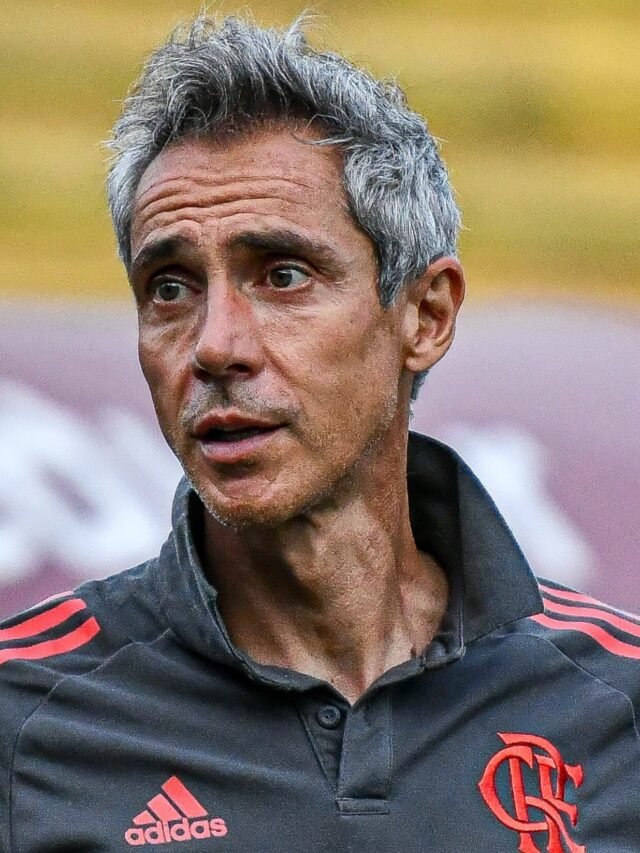 cropped-paulo-sousa-tecnico-do-flamengo-minutos-antes-do-jogo-contra-o-audax-pelo-cariocao-1644535204828_v2_4x3.jpg