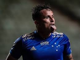 Artilheiro do Cruzeiro, Edu quase foi contratado pelo Vasco no início da temporada