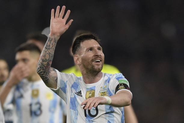 Torcedor paga mais de R$ 2 milhões em carta de Lionel Messi