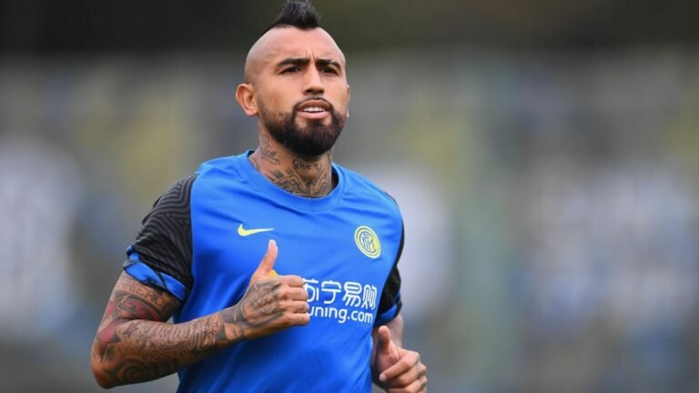 Flamengo está muito próximo de acertar com Arturo Vidal, diz jornalista