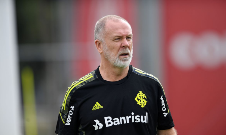 Confira a escalação do Inter para duelo contra o Independiente Medellín