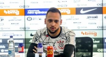 Maycon comenta sobre reestreia no Corinthians: “Tem que ter paciência”