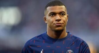Mbappé aguarda título do PSG para definir futuro