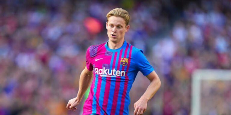 Na mira do PSG e United, Frenkie de Jong está infeliz no Barcelona, diz site