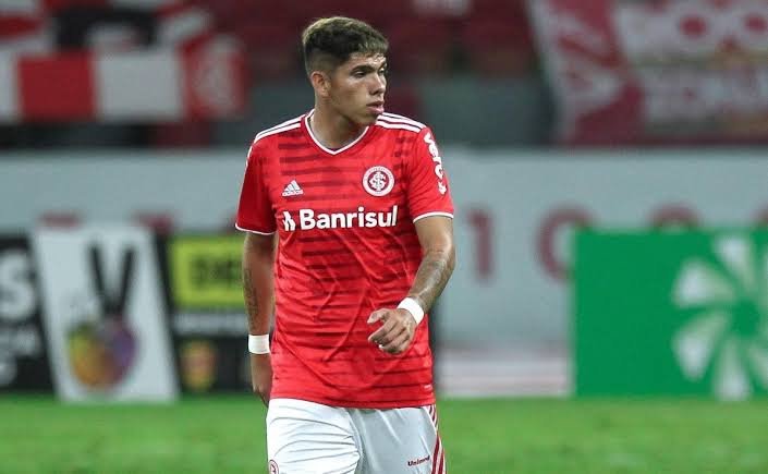 Vasco acerta contratação por mais de R$ 2 milhões de Carlos Palacios