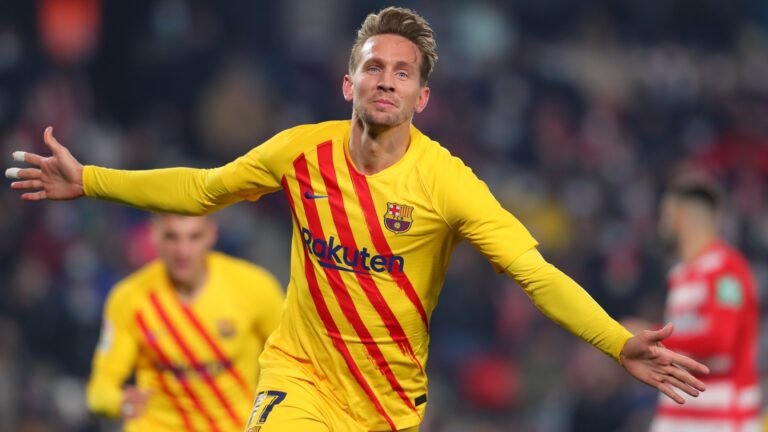 Luuk de Jong não deverá permanecer no Barcelona