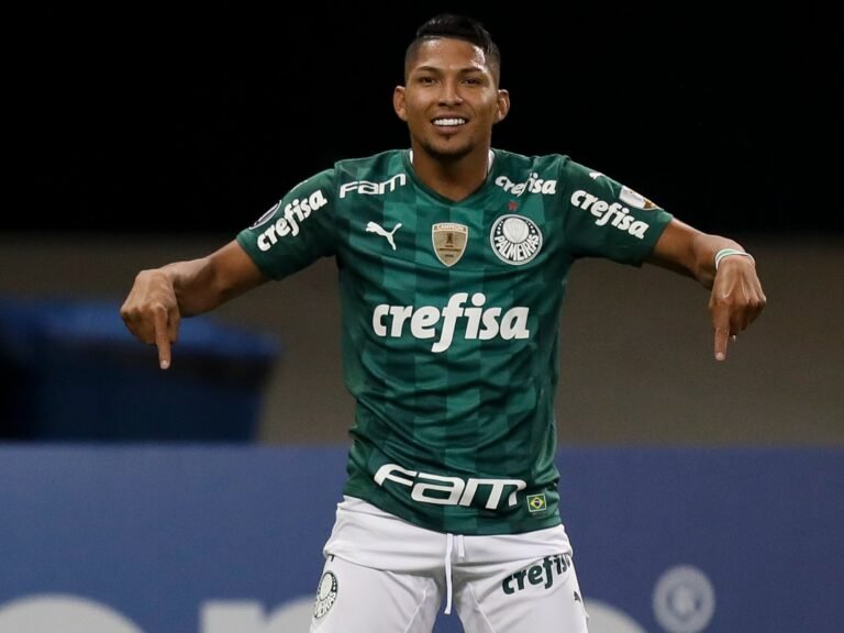 Rony, do Palmeiras, avalia Danilo na Seleção Brasileira