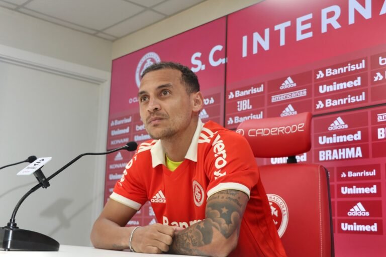 Mano Menezes atualiza a condição física de Alan Patrick: “Teremos ele em Caxias”