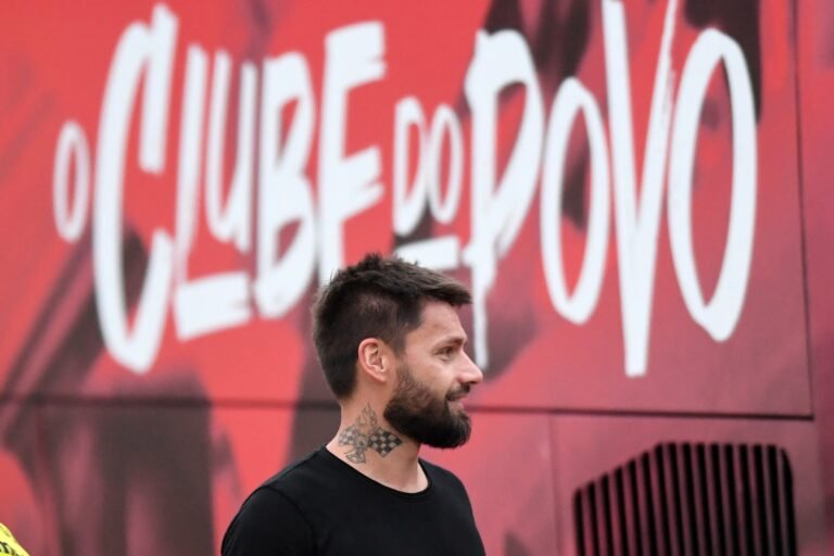 Rafael Sobis rebate comentário de jornalista sobre a Champions: “Tem que saber interpretar texto”