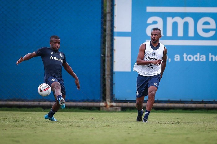 Léo Gomes sofre nova lesão e segue desfalcando o Grêmio