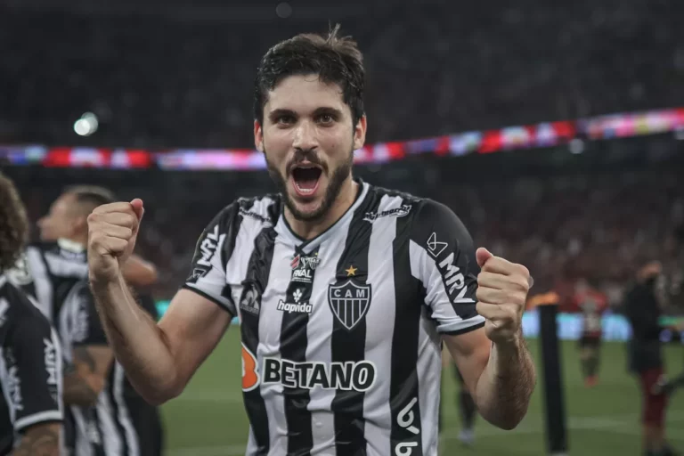 Atlético-MG sonda zagueiro e indica saída de Igor Rabello ao São Paulo
