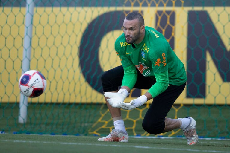 Danilo e Weverton vão desfalcar o Palmeiras por até cinco jogos, incluindo clássico contra o Santos e duelo diante o Galo