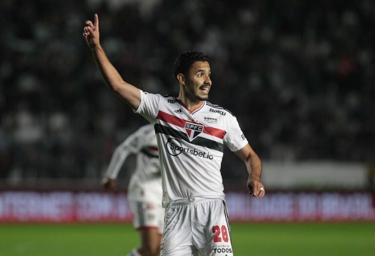 Antes de acerto com São Paulo, André Anderson foi oferecido ao Santos
