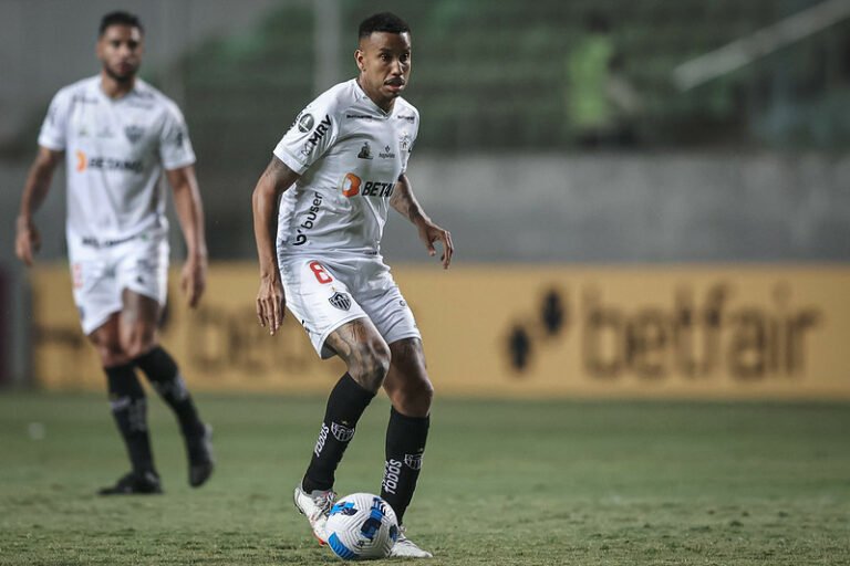 Jair comenta criticas e rebate desconfiança sobre Atlético antes do Clássico e projeta duelo difícil diante o América