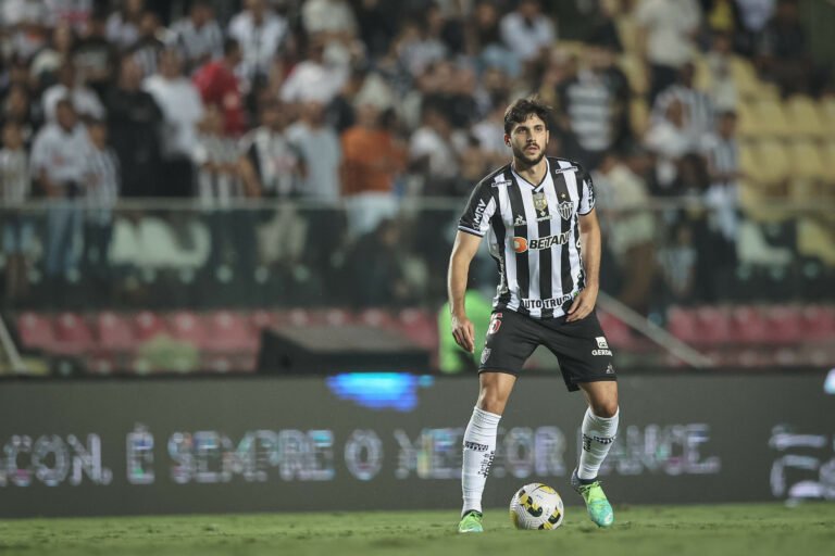 Atlético-MG esclarece situação de Igor Rabello