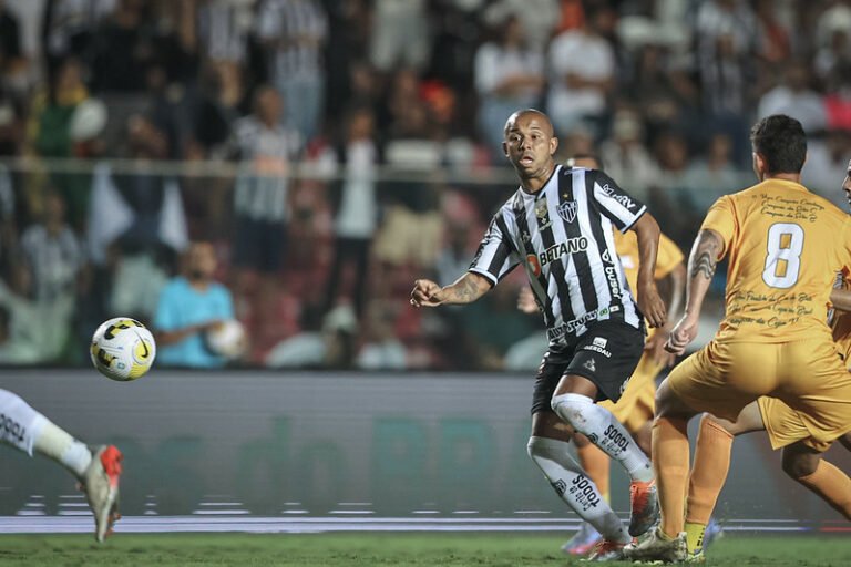 Mariano comenta rodagem no elenco alvinegro na Copa do Brasil