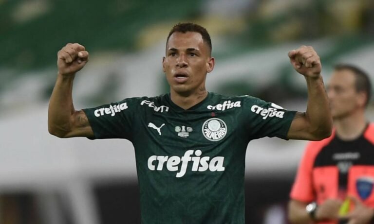 Breno Lopes projeta jogo do Palmeiras contra o América-MG