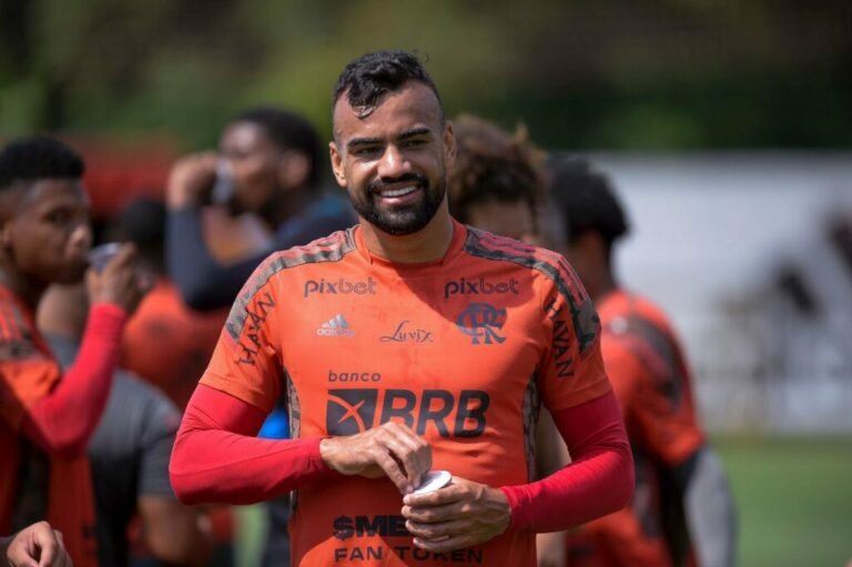 Flamengo informa que Fabrício Bruno passou por cirurgia no pé esquerdo
