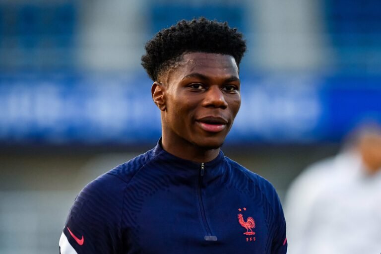 PSG considera o valor pedido pelo Mônaco muito caro por Tchouaméni