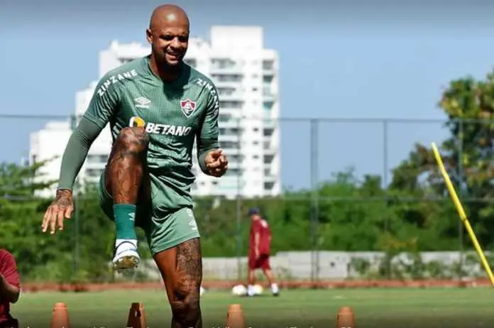 Felipe Melo revela outro estilo de jogo do Fluminense