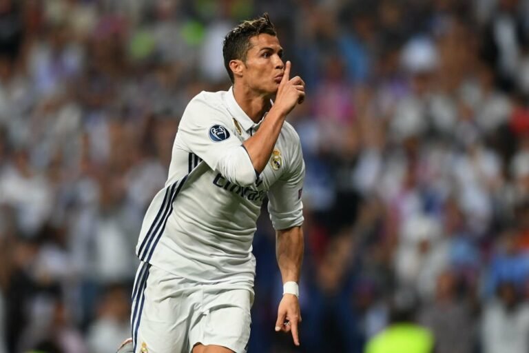 Real Madrid prepara oferta para repatriar Cristiano Ronaldo, diz jornal