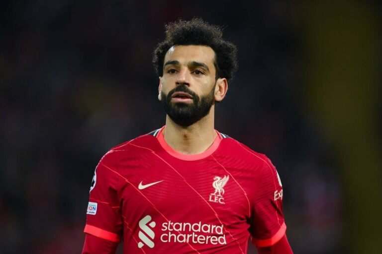 Salah estuda possibilidade de trocar Liverpool pelo PSG, diz jornal