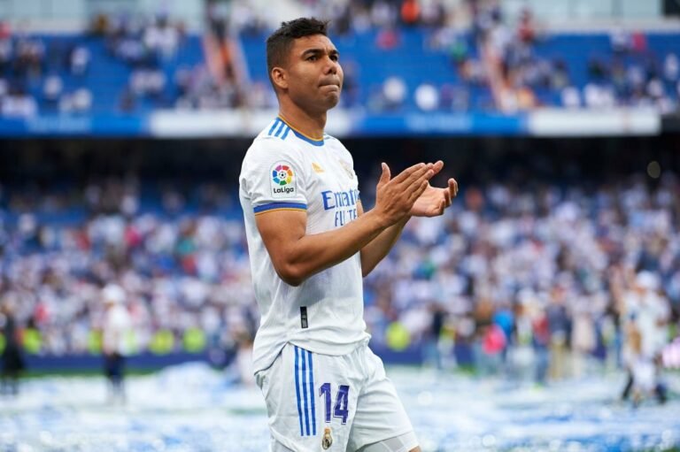 Casemiro pode ser negociado pelo Real Madrid; Juventus e PSG monitoram