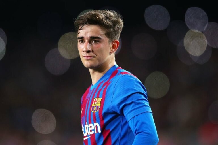 Barcelona prepara investida para renovar com Gavi, diz jornalista