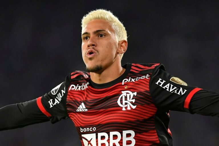 Após polêmica sobre sair do Flamengo, Pedro diz: “Minha cabeça está boa”