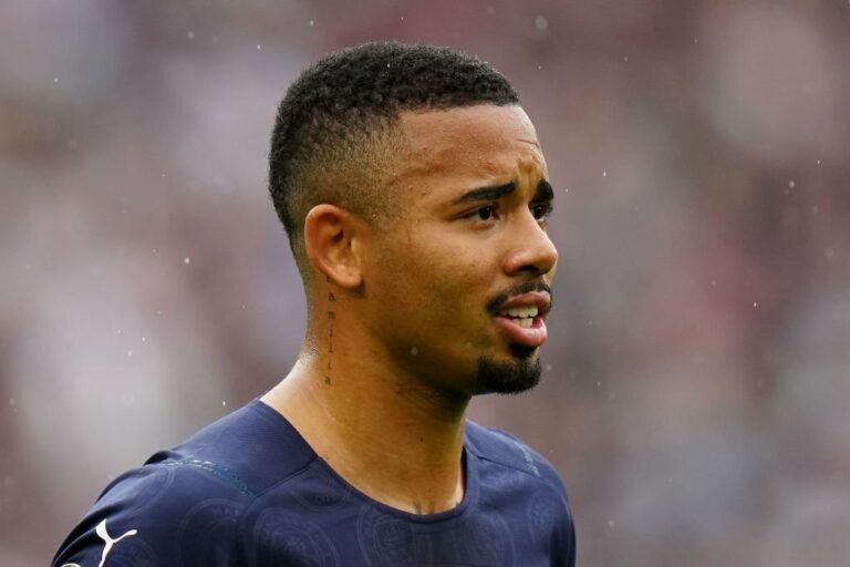 Arsenal faz proposta de R$ 211 milhões ao City por Gabriel Jesus
