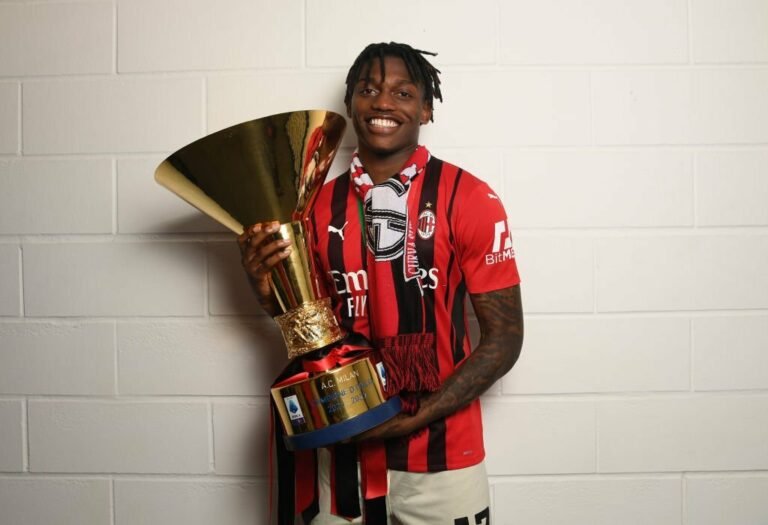 Real Madrid prepara oferta astronômica por destaque do Milan