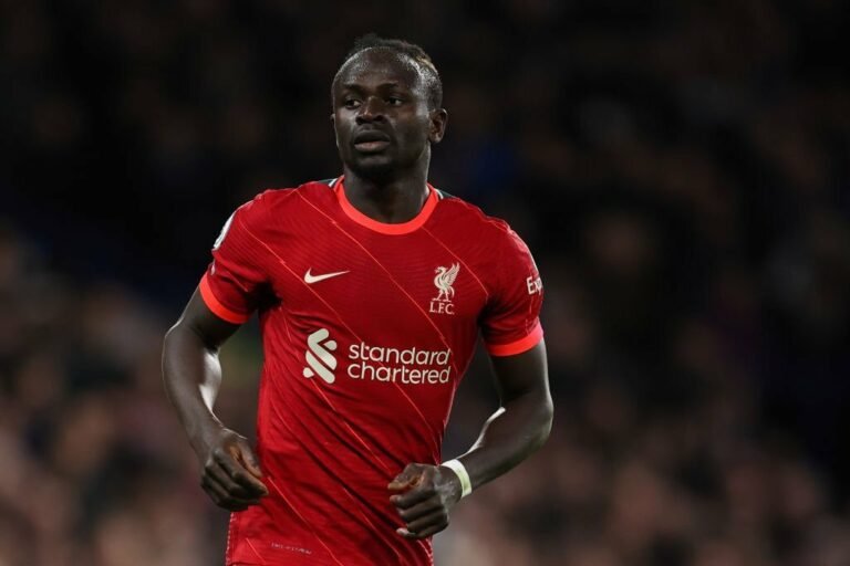 Liverpool aceita negociar Mané com Bayern e define preço