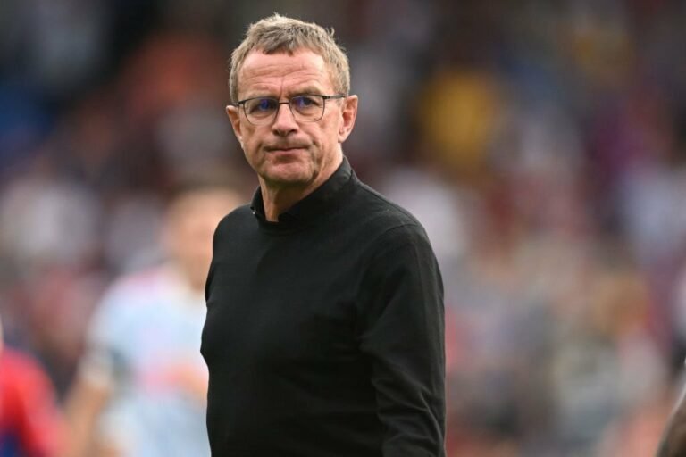 Manchester United anuncia saída de Ralf Rangnick