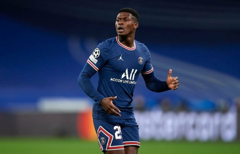 PSG aciona opção de compra de Nuno Mendes, diz jornalista