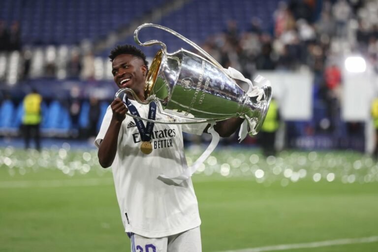 Ronaldo Fenômeno diz que Vini Jr. é o melhor jogador brasileiro atualmente