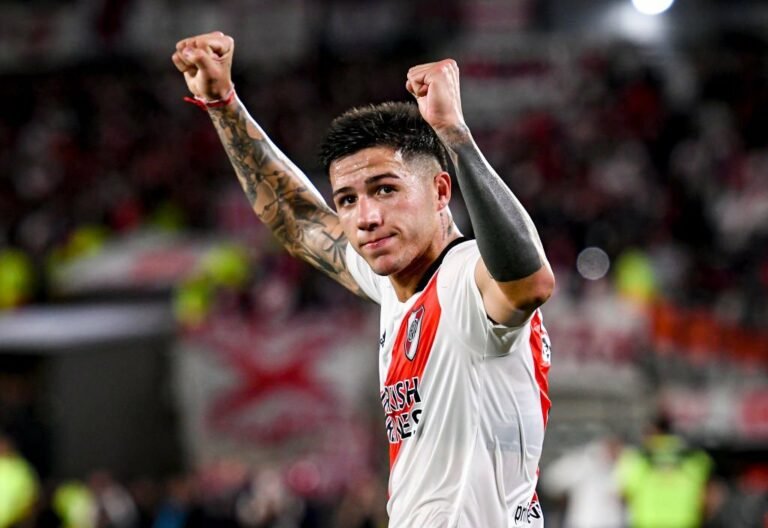 Flamengo faz investida por Enzo Fernández, mas valores assustam