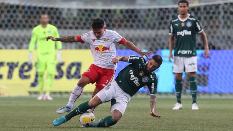 Palmeiras vence Bragantino e conquista primeira vitória no Allianz Parque pelo Brasileirão