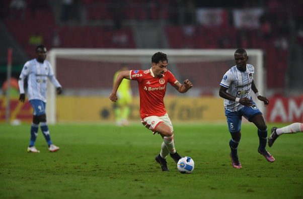 Internacional atualiza situação de Maurício e Alexandre Alemão