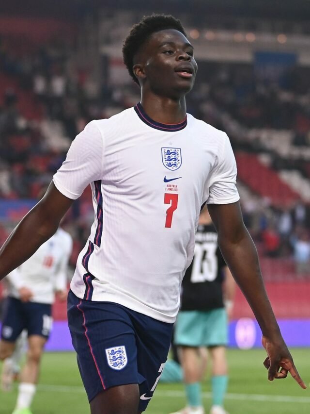 Os 10 jogadores ingleses sub-20 mais valiosos do futebol mundial