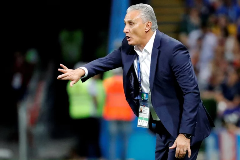 Tite e sua comissão técnica terão custo menor ao Flamengo que Sampaoli