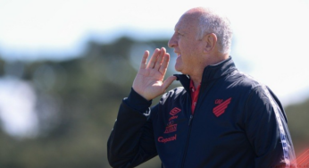 Veja a provável escalação da estreia de Felipão no Athletico